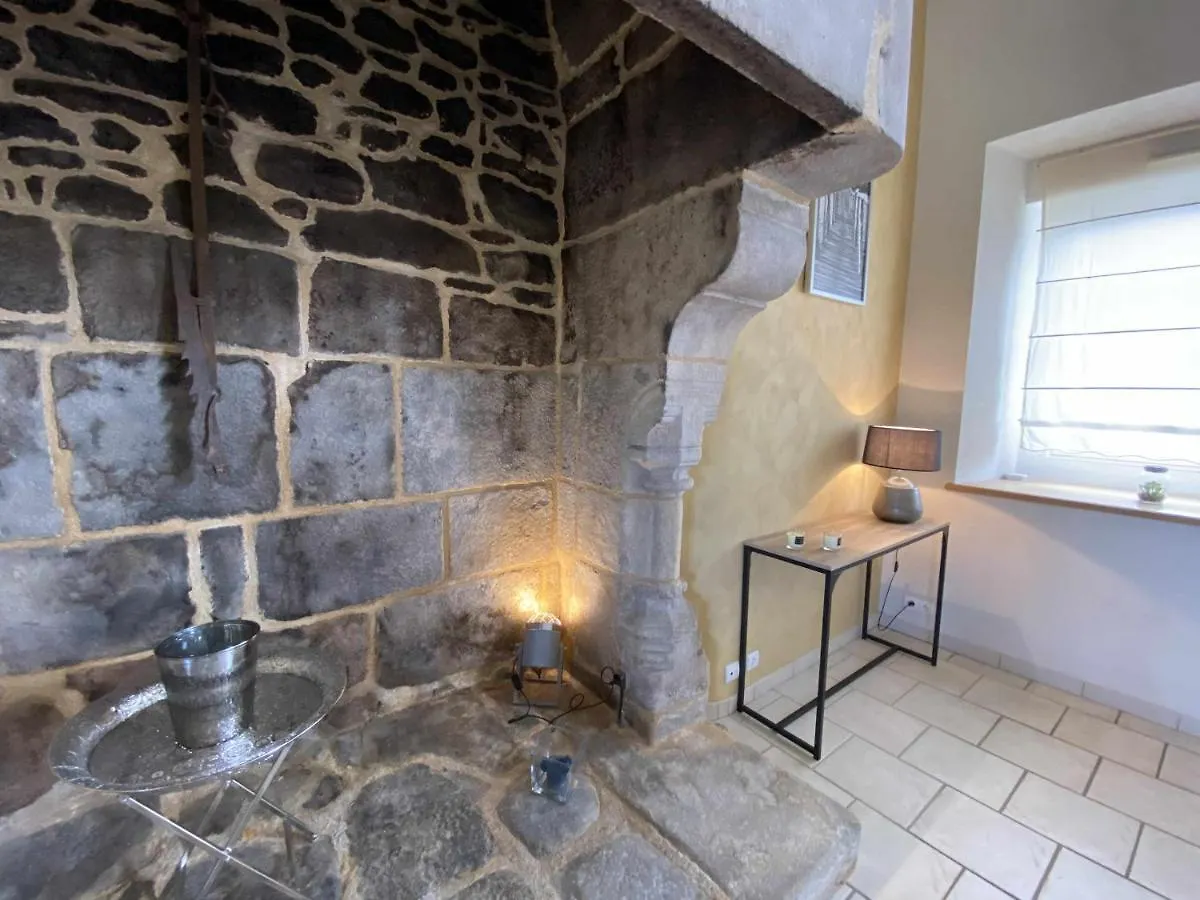 La Tour Les Alleux By Locntour Villa Taden Holiday home